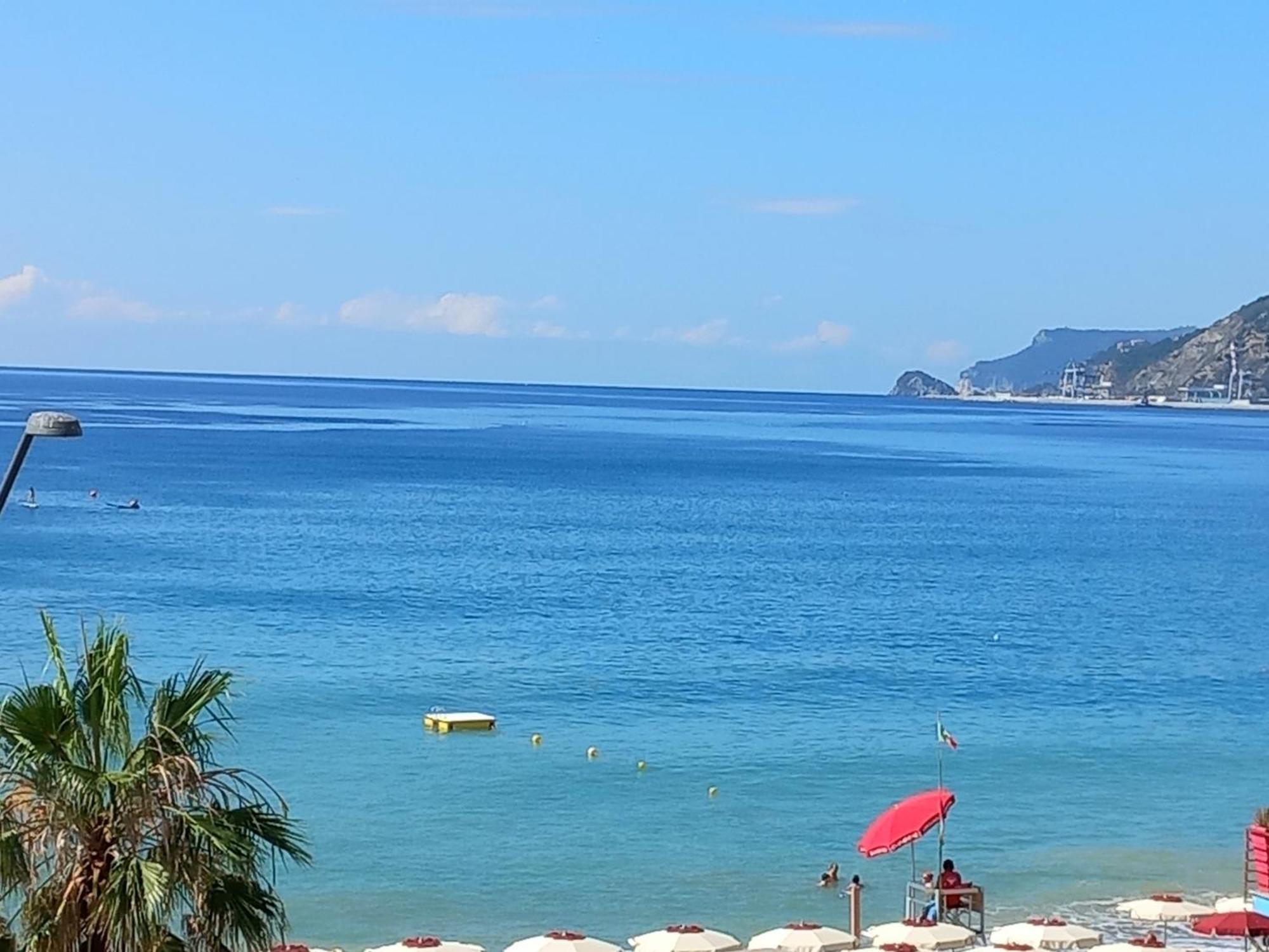 Tramonto Sul Mare - Sea Suite Savona Exteriör bild